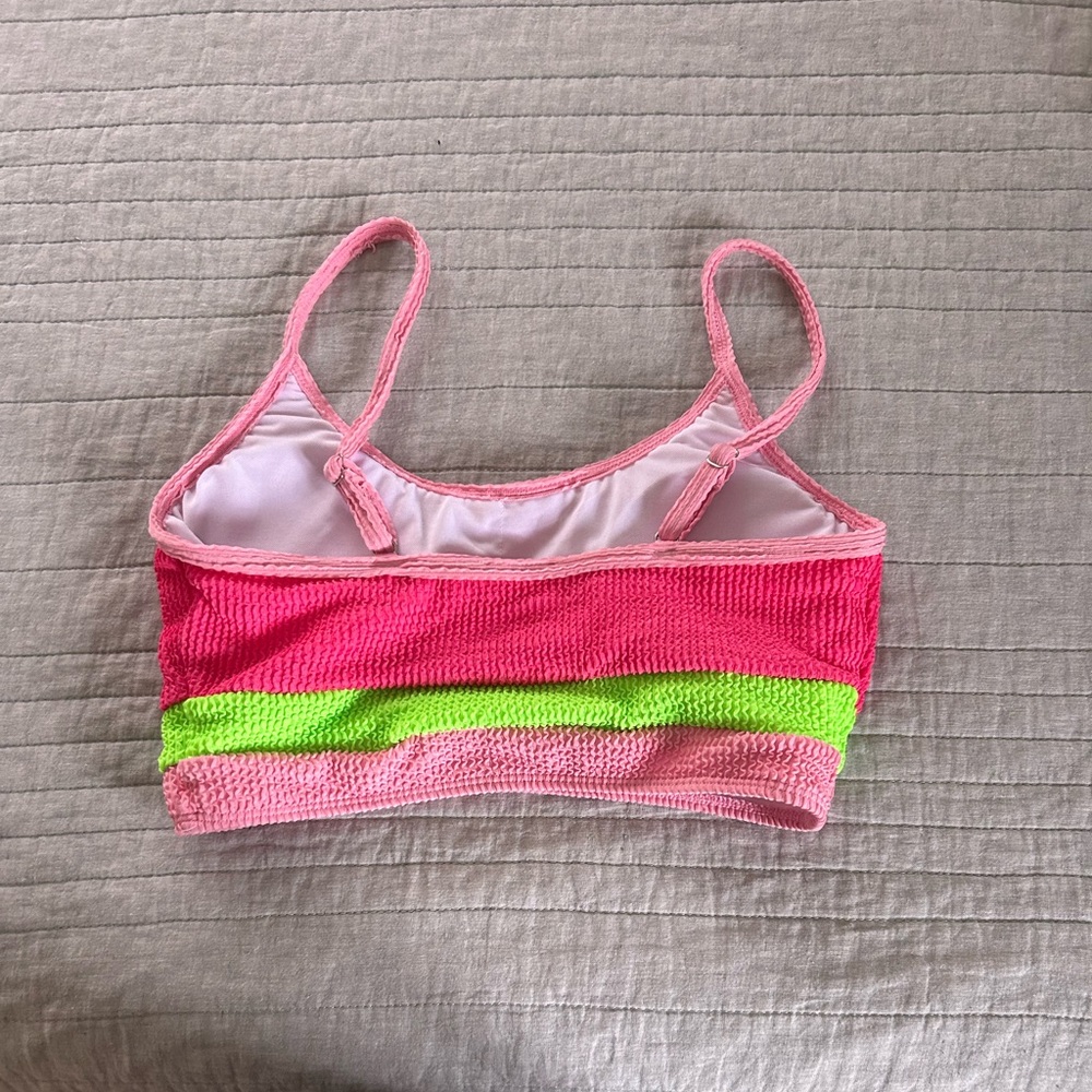 Pink Lily NWOT PINK AND GREEN COLOR BLOCK SWIM TOP - Picture 7 of 12